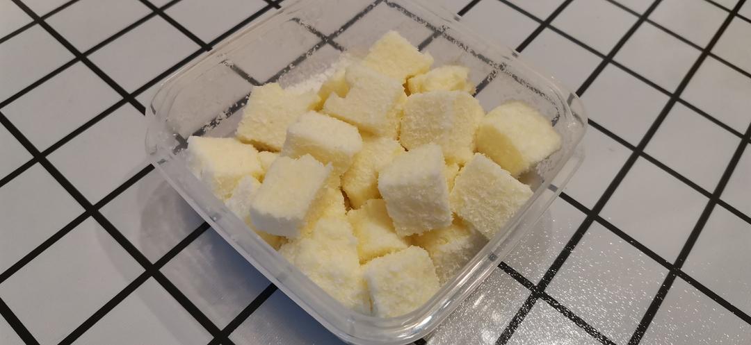 比85℃好吃百倍的椰蓉牛奶小方