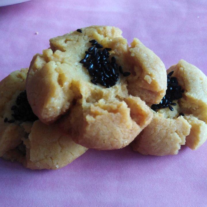 轻轻一按就碎掉的原味桃酥（不输猪油版）