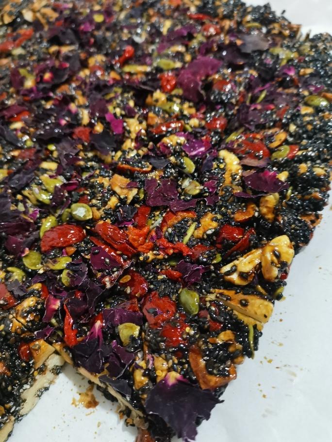 核桃花生芝麻糖