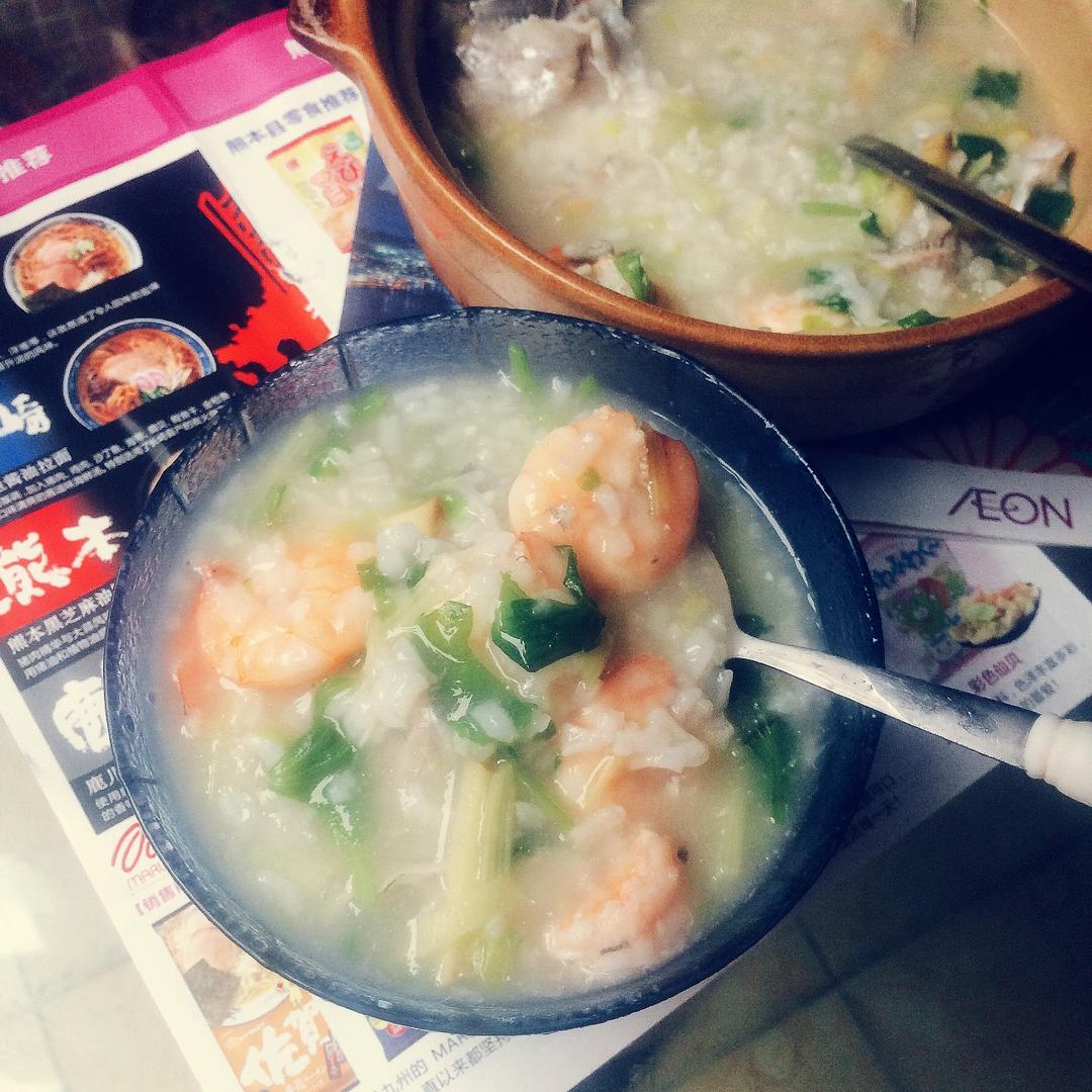 鲜虾砂锅粥