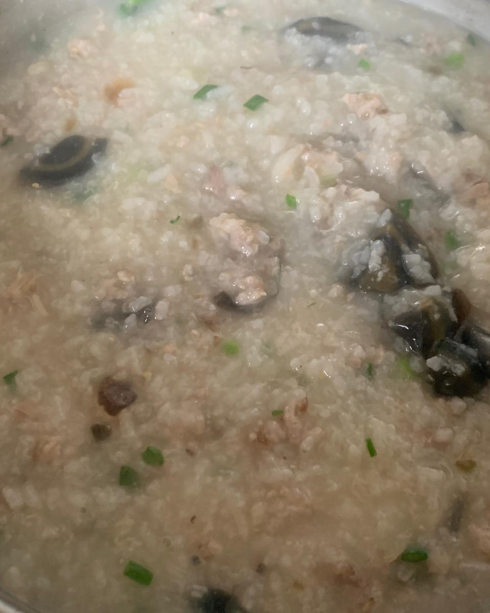 堂妈小厨——超好喝的皮蛋瘦肉粥