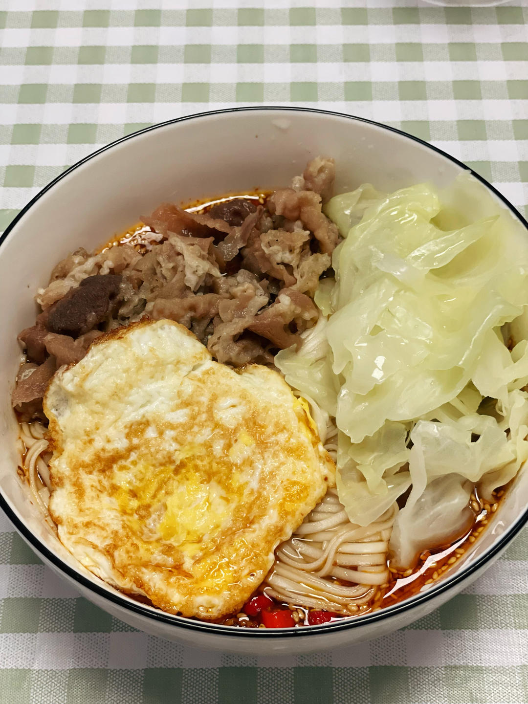 酸汤肥牛面