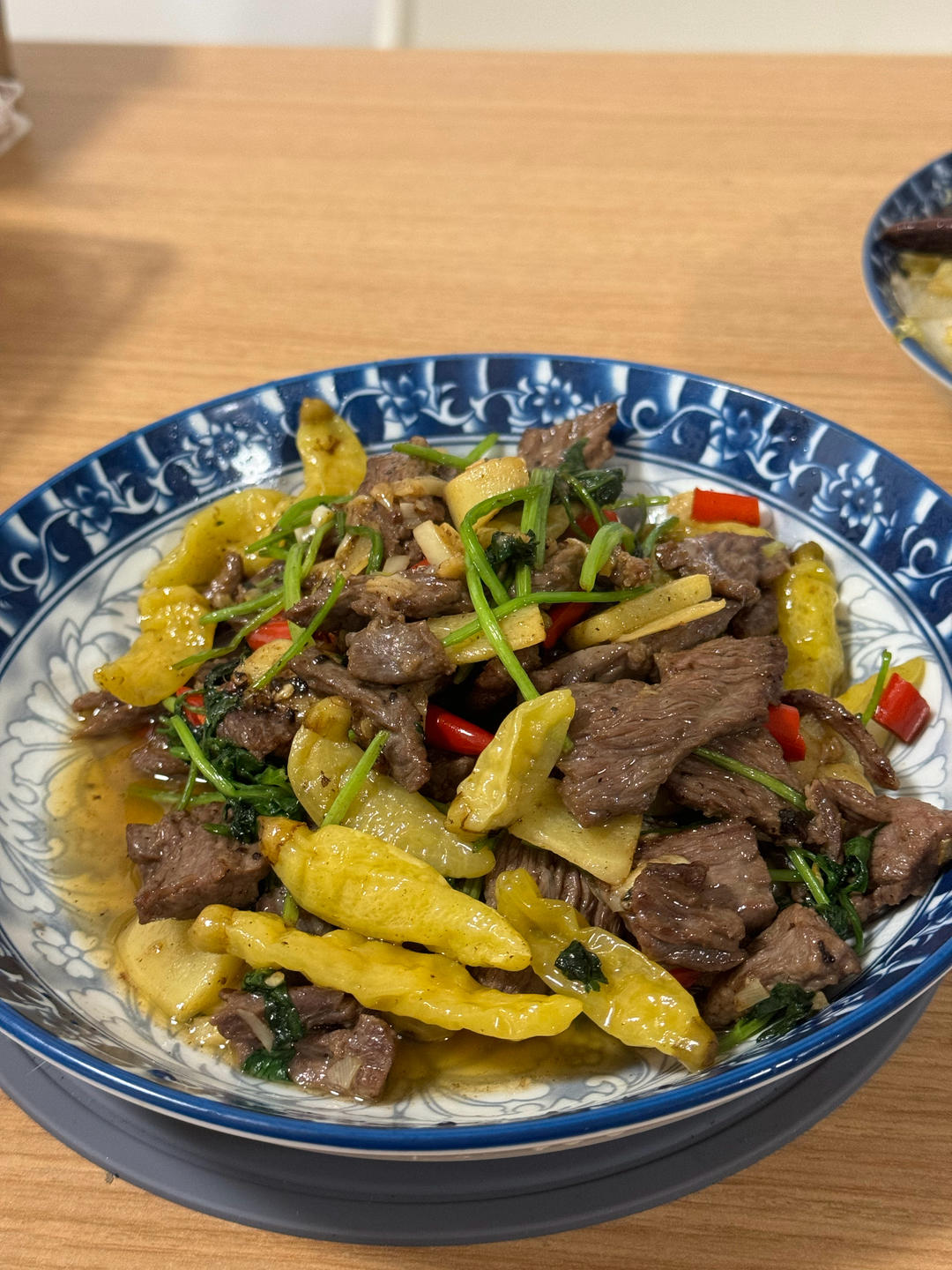 小炒黄牛肉，肉嫩味香！太好吃了简直是米饭杀手！