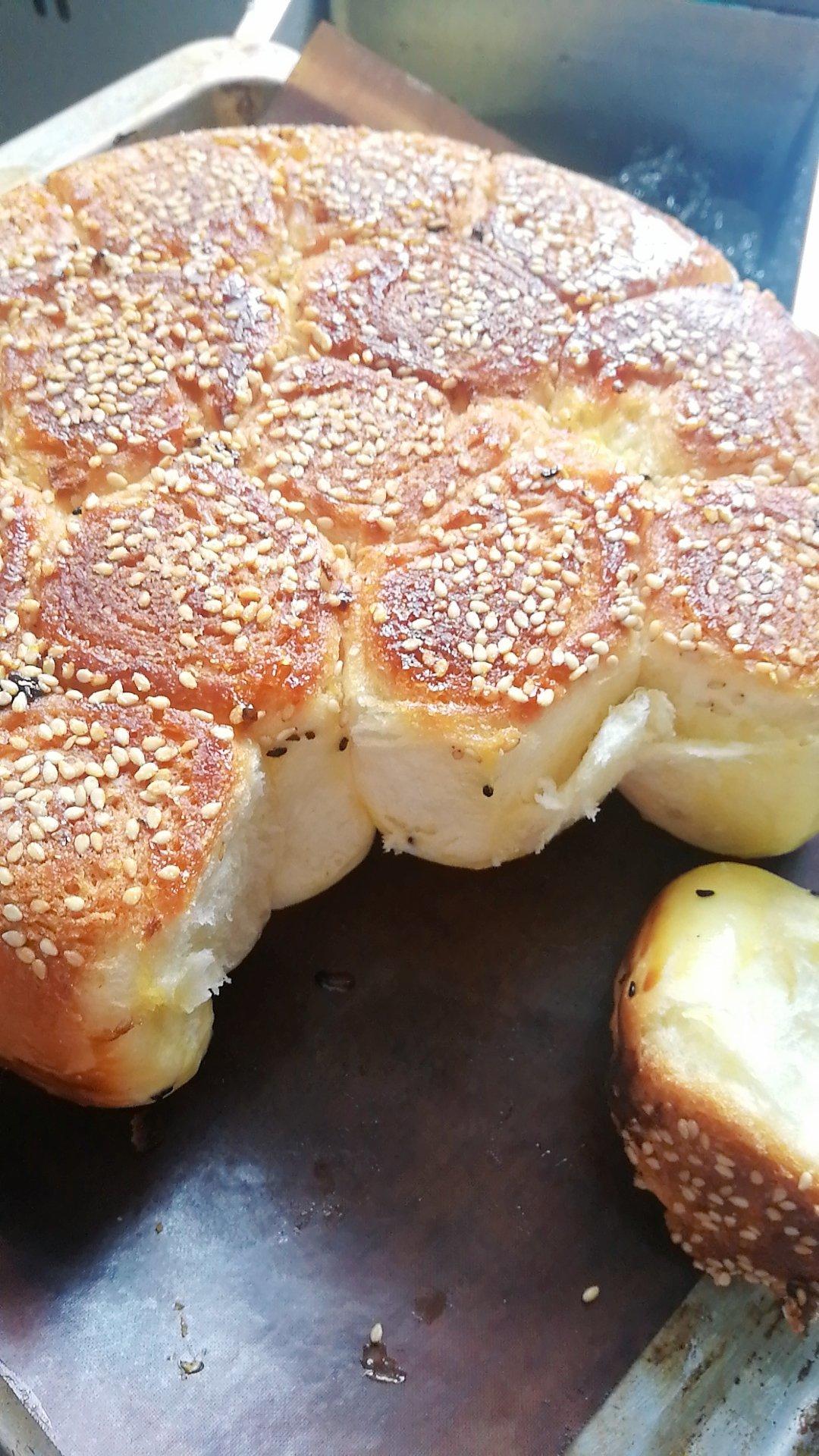 电饭锅版蜂蜜脆底小面包（普通中筋面粉，无需厨房秤）