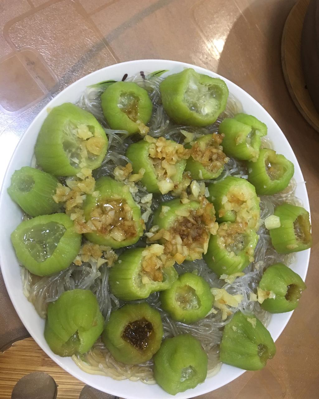 蒜茸粉丝蒸丝瓜