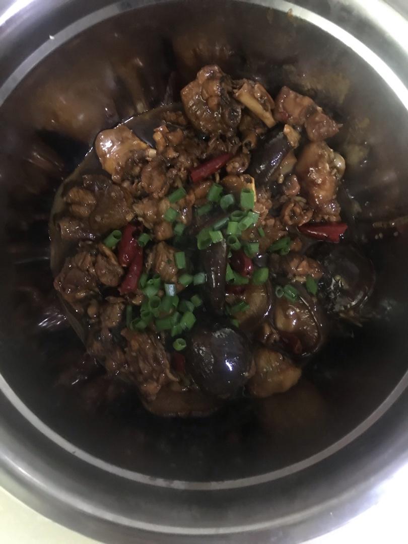 小鸡炖蘑菇