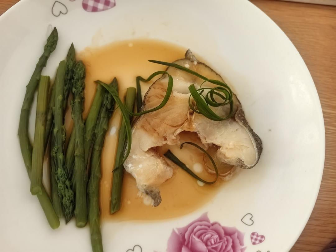 一点没难度的清蒸鳕鱼