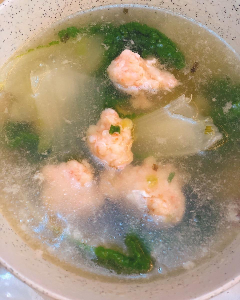 白菜虾丸汤-补肾补钙，低脂高蛋白，可做宝宝辅食