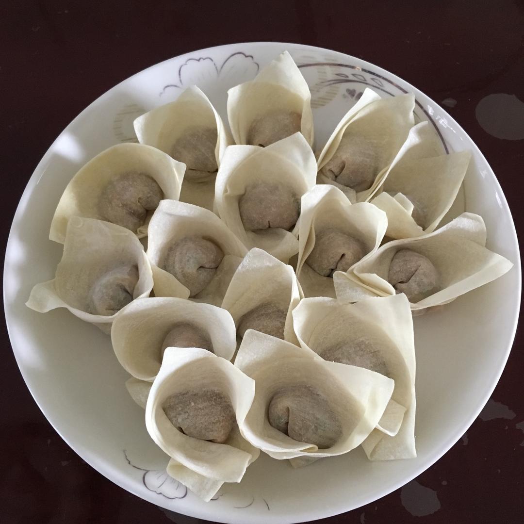莲花大馄饨怎么包？六张图教会你