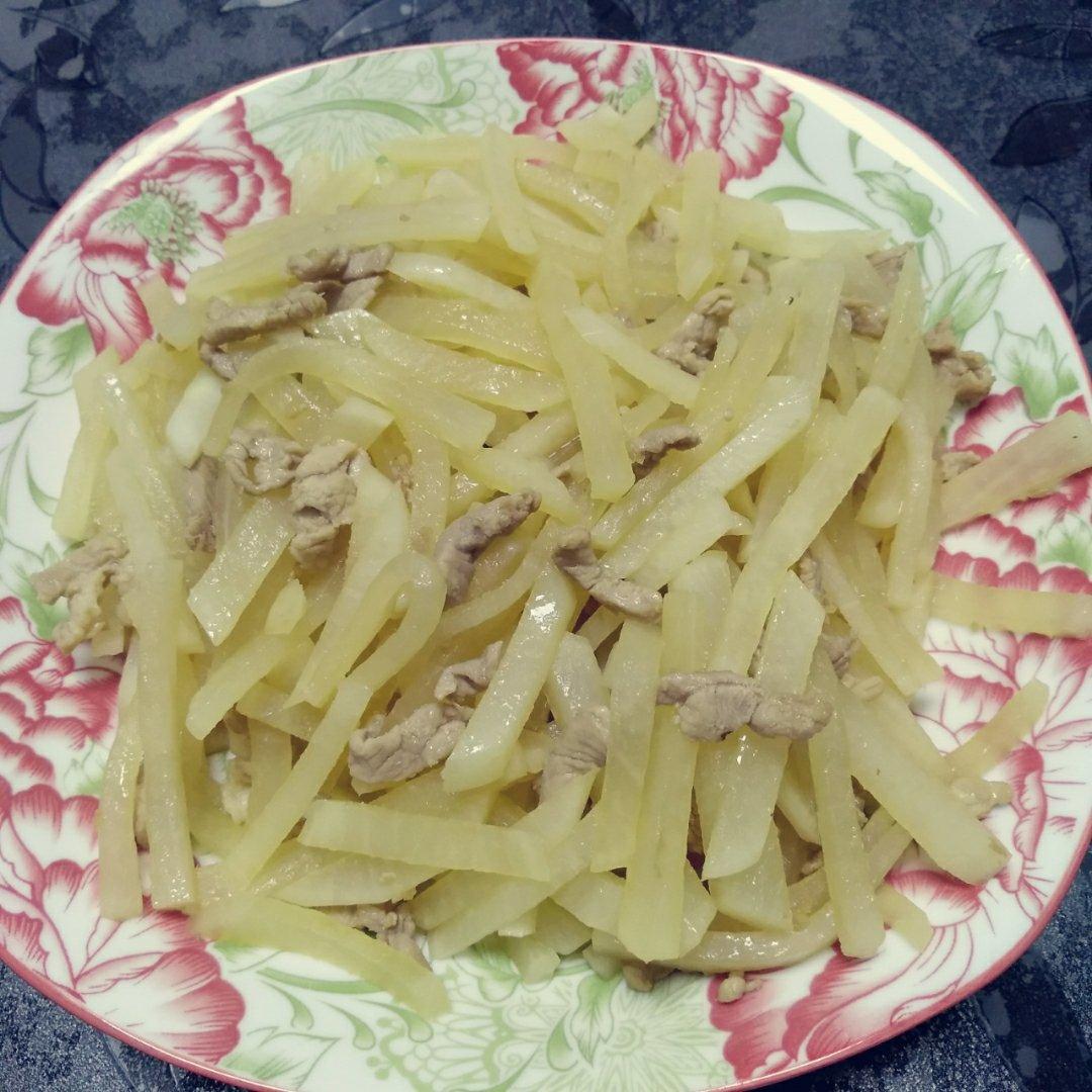 白萝卜炒肉丝