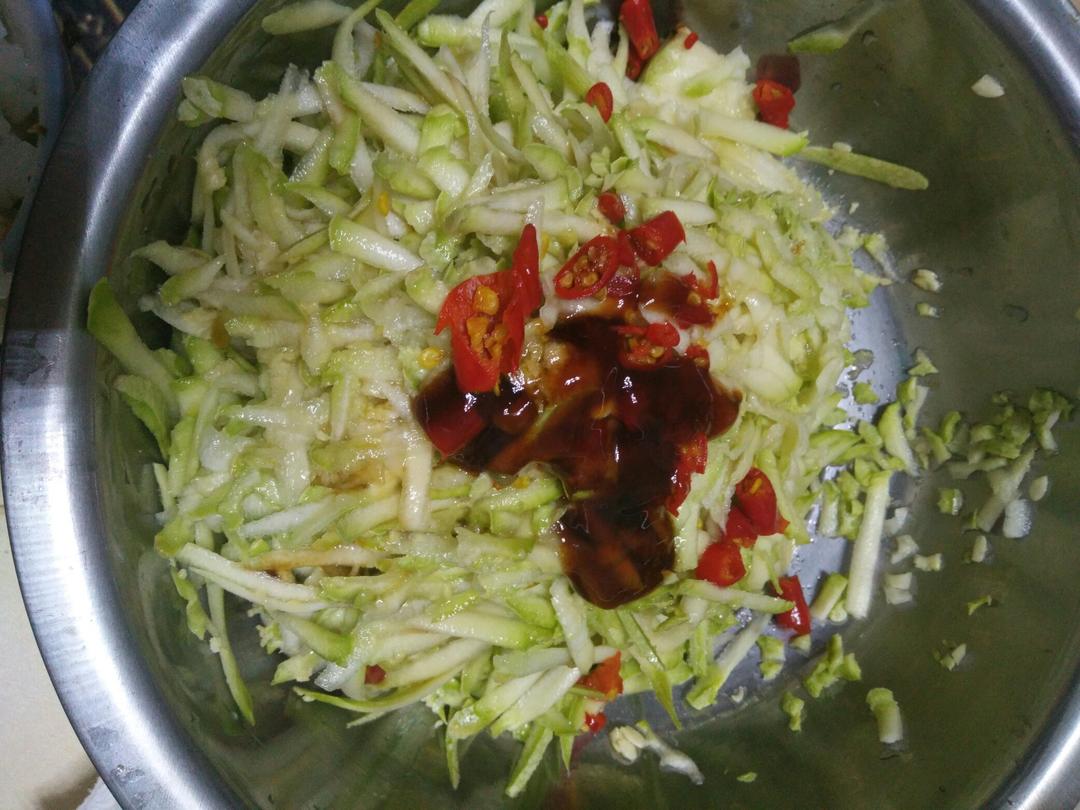 【生拌西葫芦】