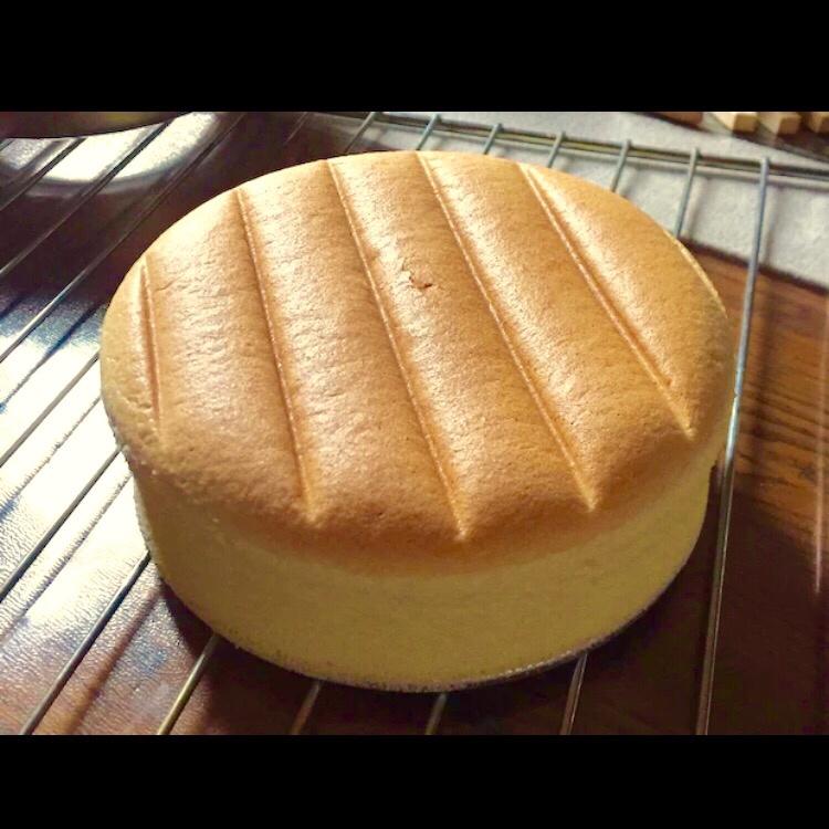 tirrny戚风蛋糕六寸。改良版