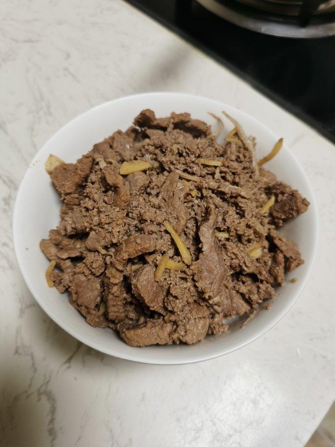 小炒牛肉