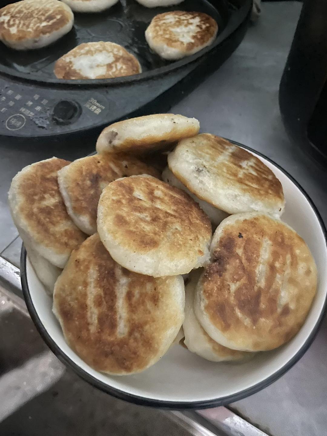 ㊙️东北糯米豆沙粘火勺 烫面法饼超级软 附虎口收拢法整形视频