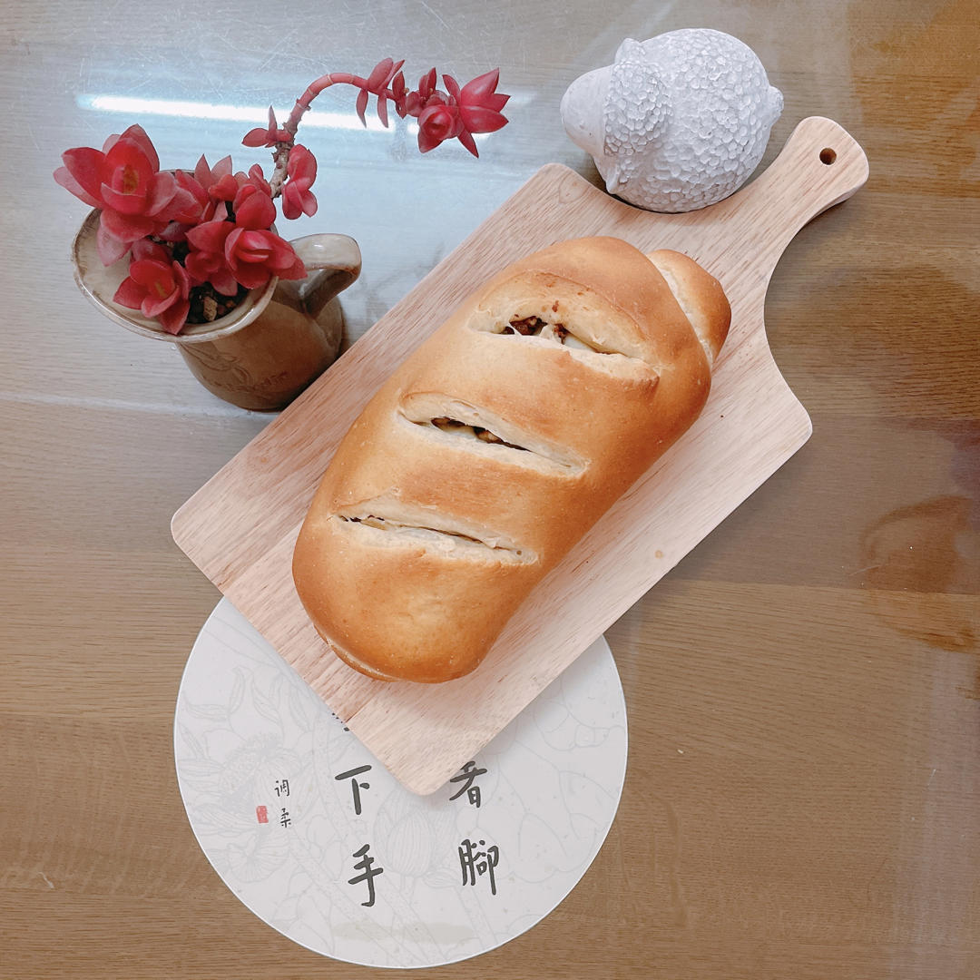 风靡代购店的新疆果仁大列巴