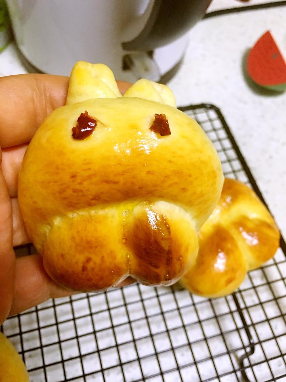 萌兔兔奶香面包