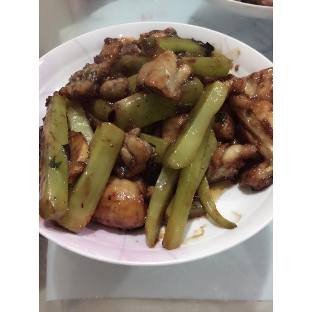 干锅牛蛙