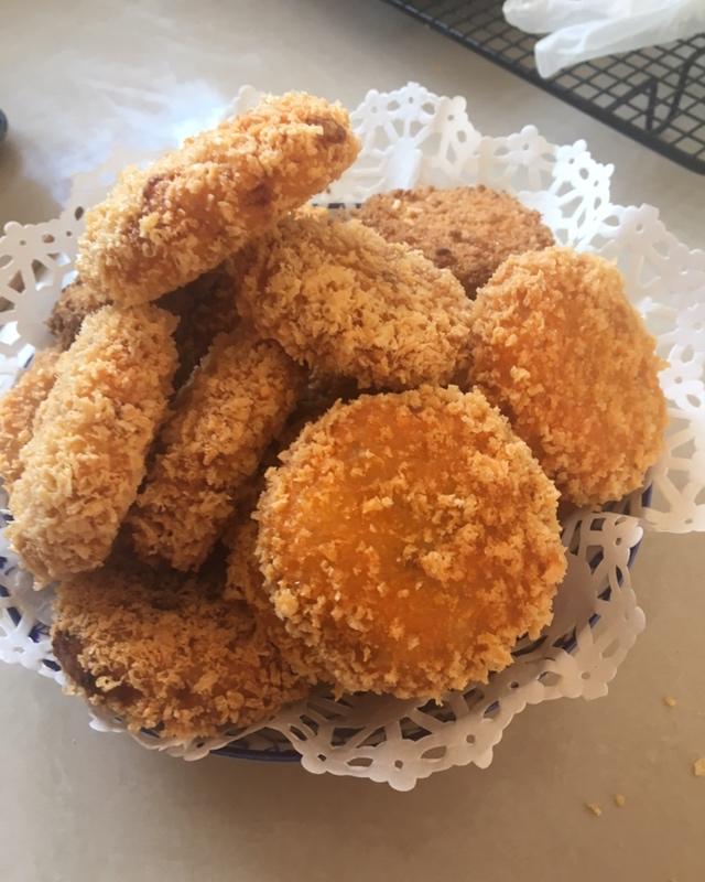 可乐饼 （肉末洋葱土豆饼）