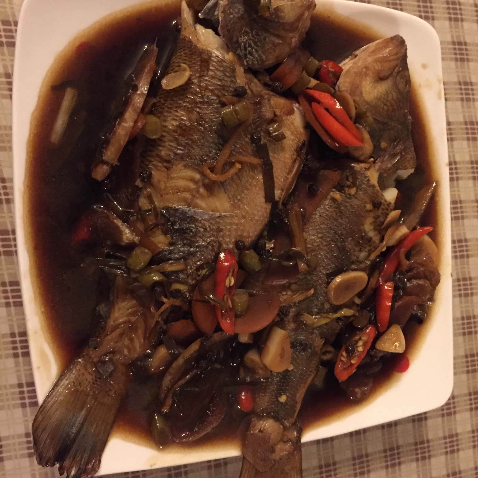 红烧鲈鱼