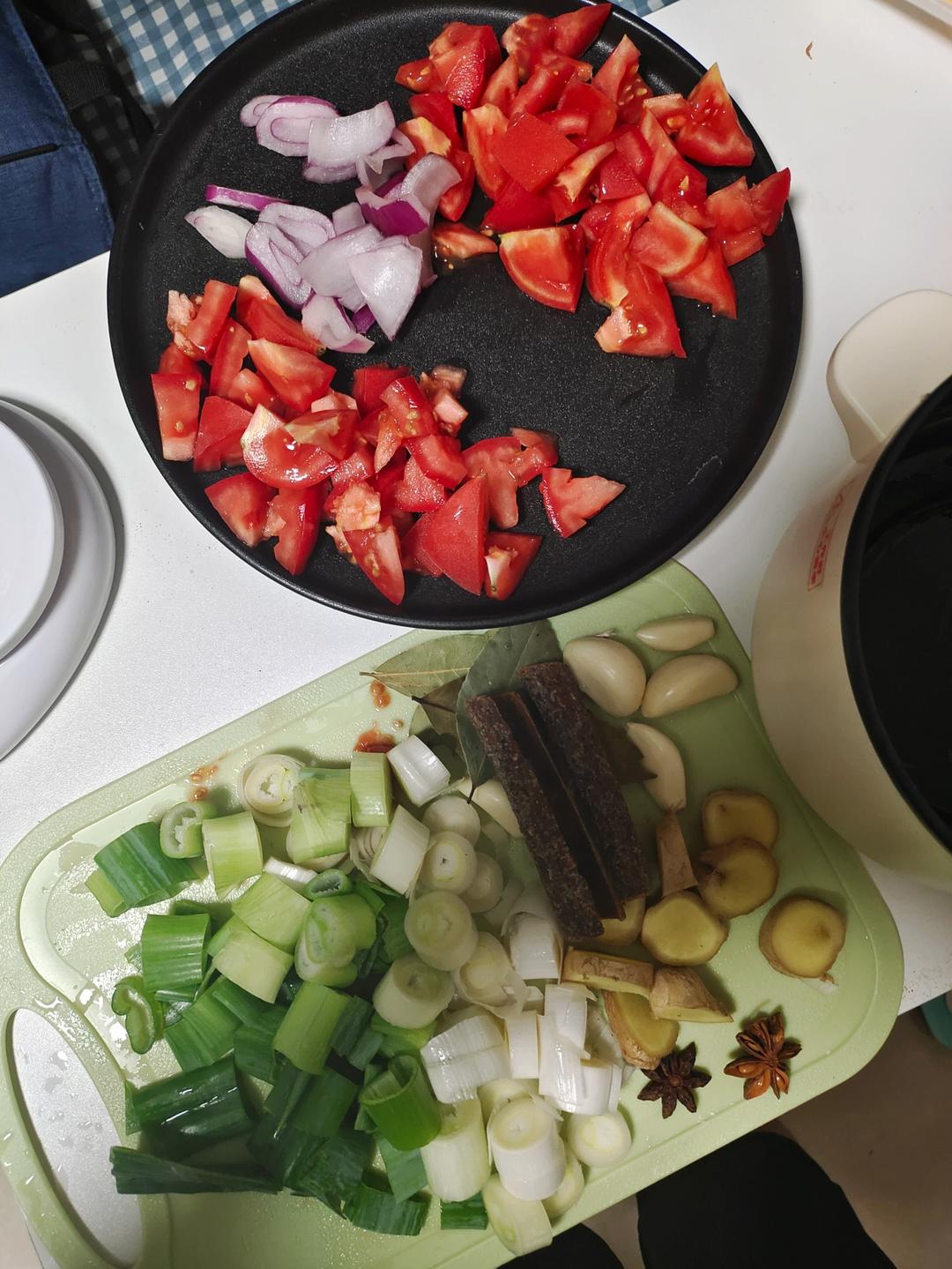 番茄土豆炖牛腩