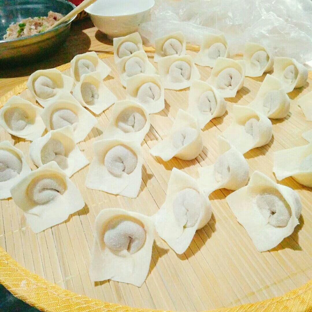 馄饨的包法（简单易学不跑馅儿）