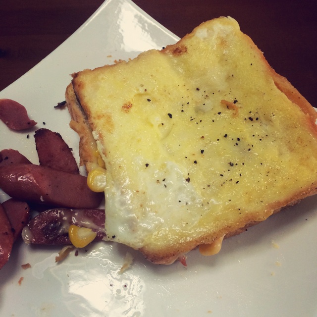 十分钟快手早餐【港式火腿西多士】