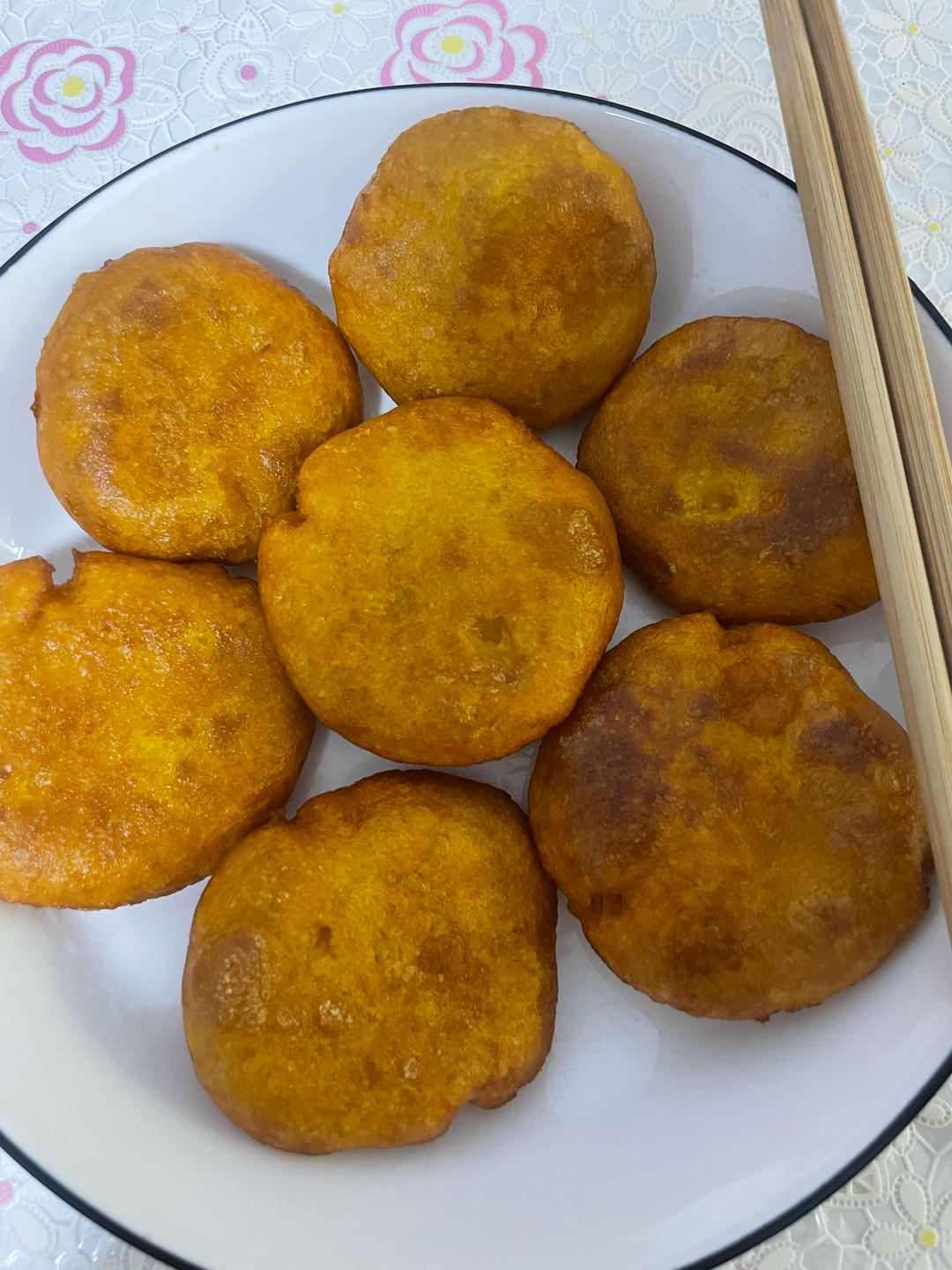 平底锅就能做，香甜软糯的南瓜饼，一次成功