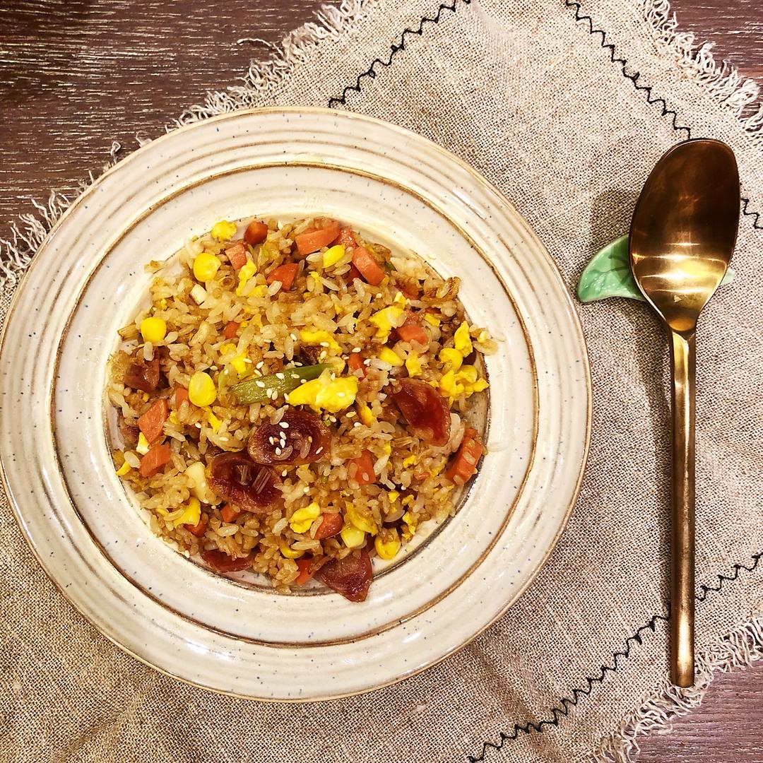 粒粒炒饭（米饭不粘粒粒分明的方法）