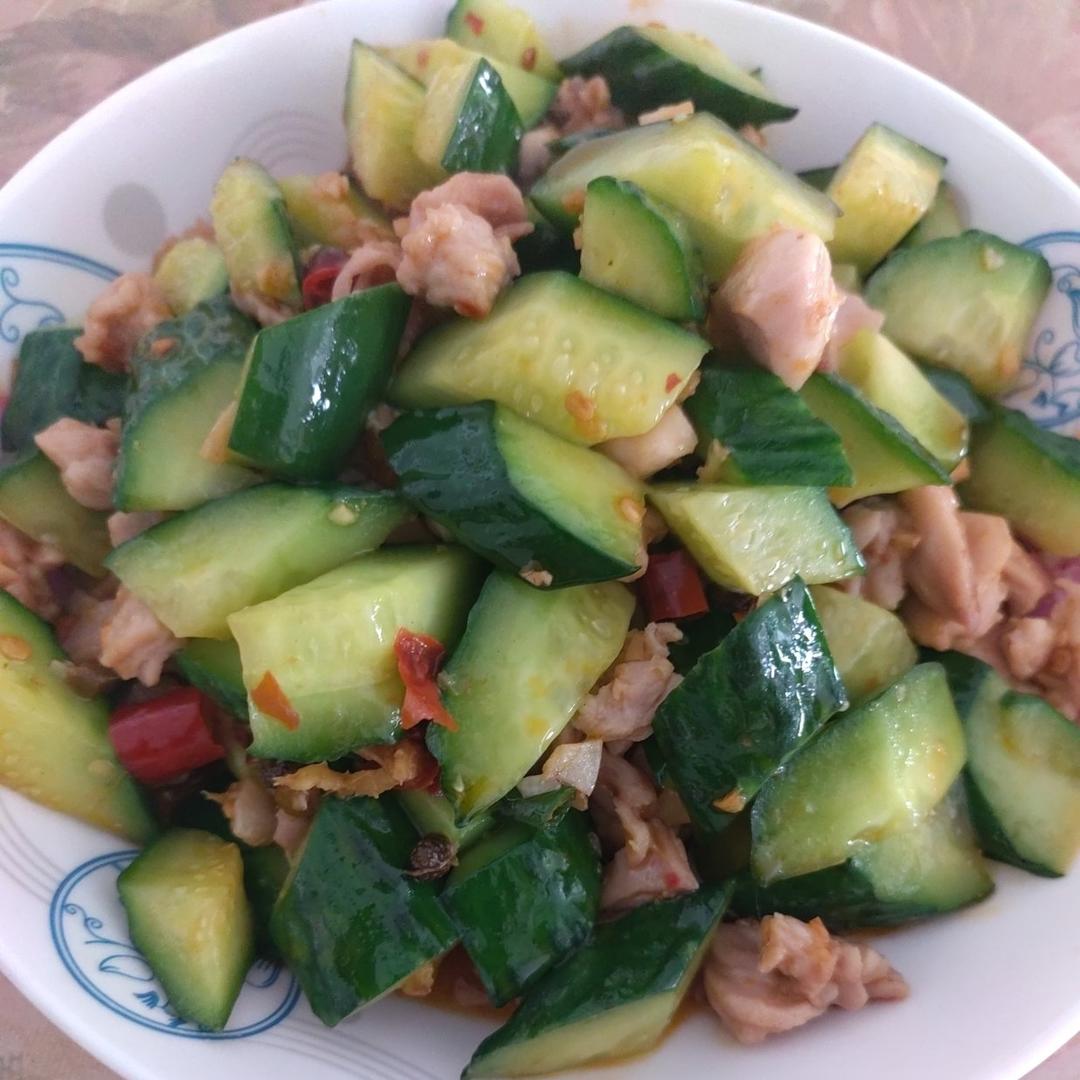 黄瓜嫩兔-盐帮菜的兔肉吃法