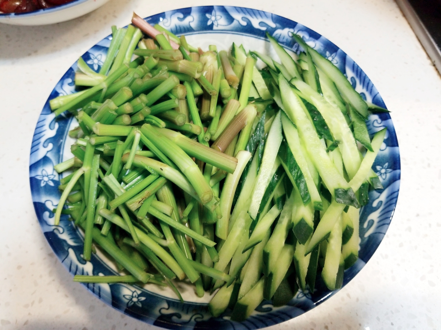 配菜比主料更好吃的家常做法-鳝鱼蔬菜煲的做法 步骤1