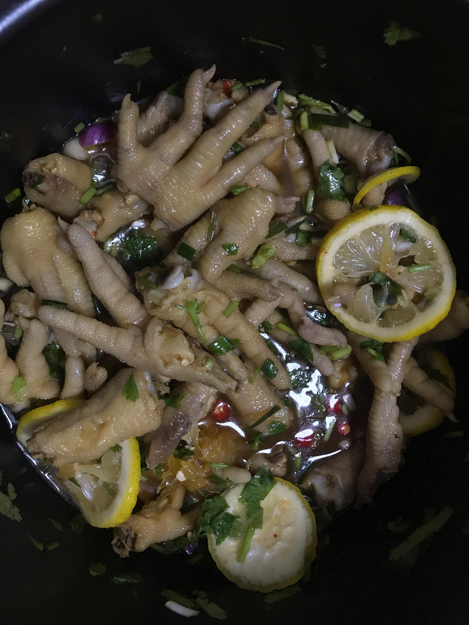 酸甜开胃好吃的网红柠檬鸡爪