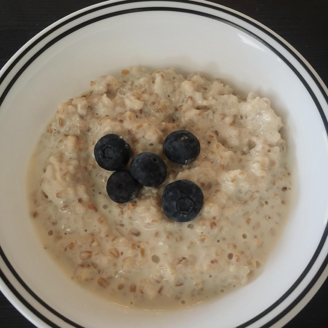 多口味牛奶钢切早餐燕麦粥丨健康·三餐