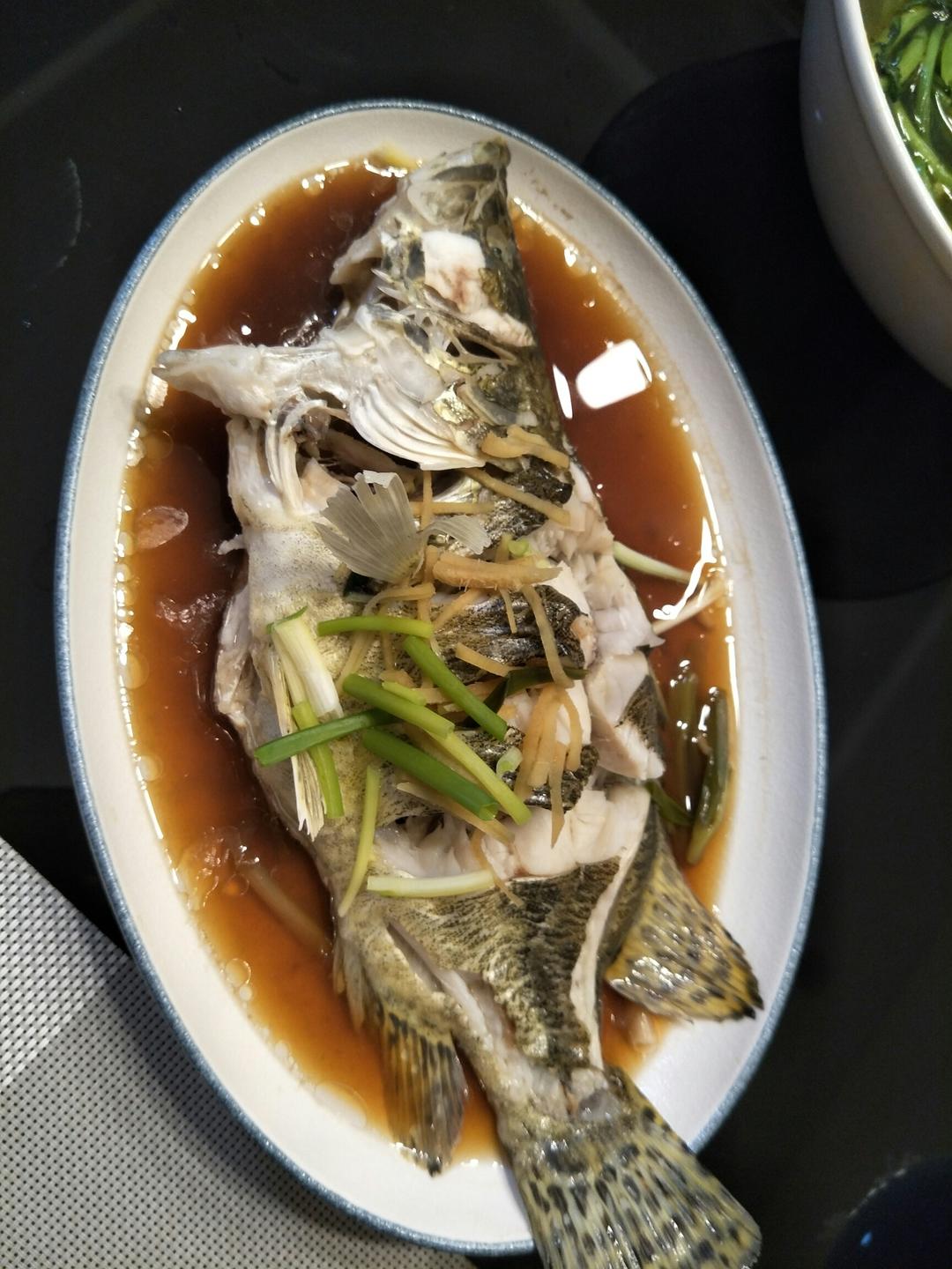 清蒸季华鱼