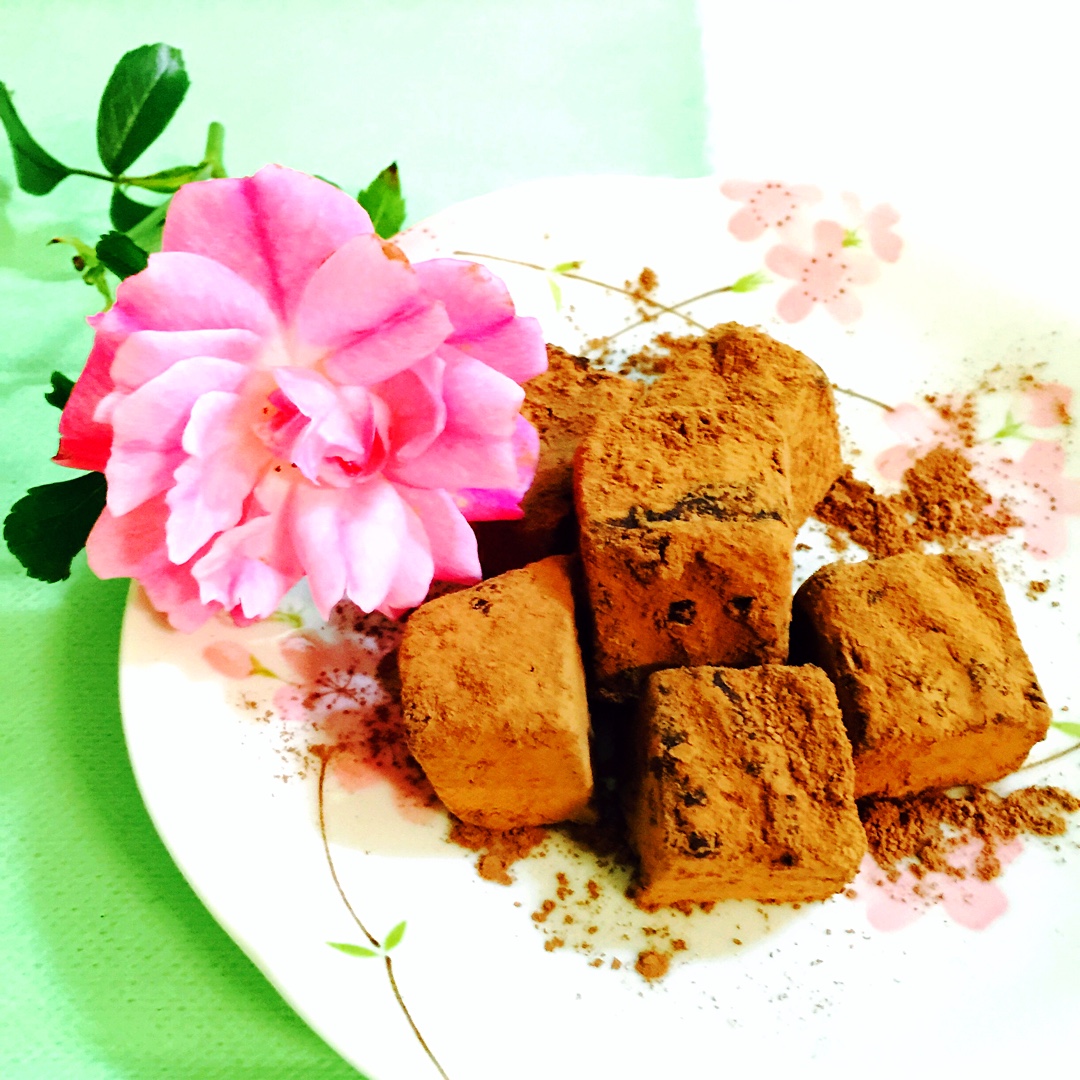 君之-松露布朗尼蛋糕