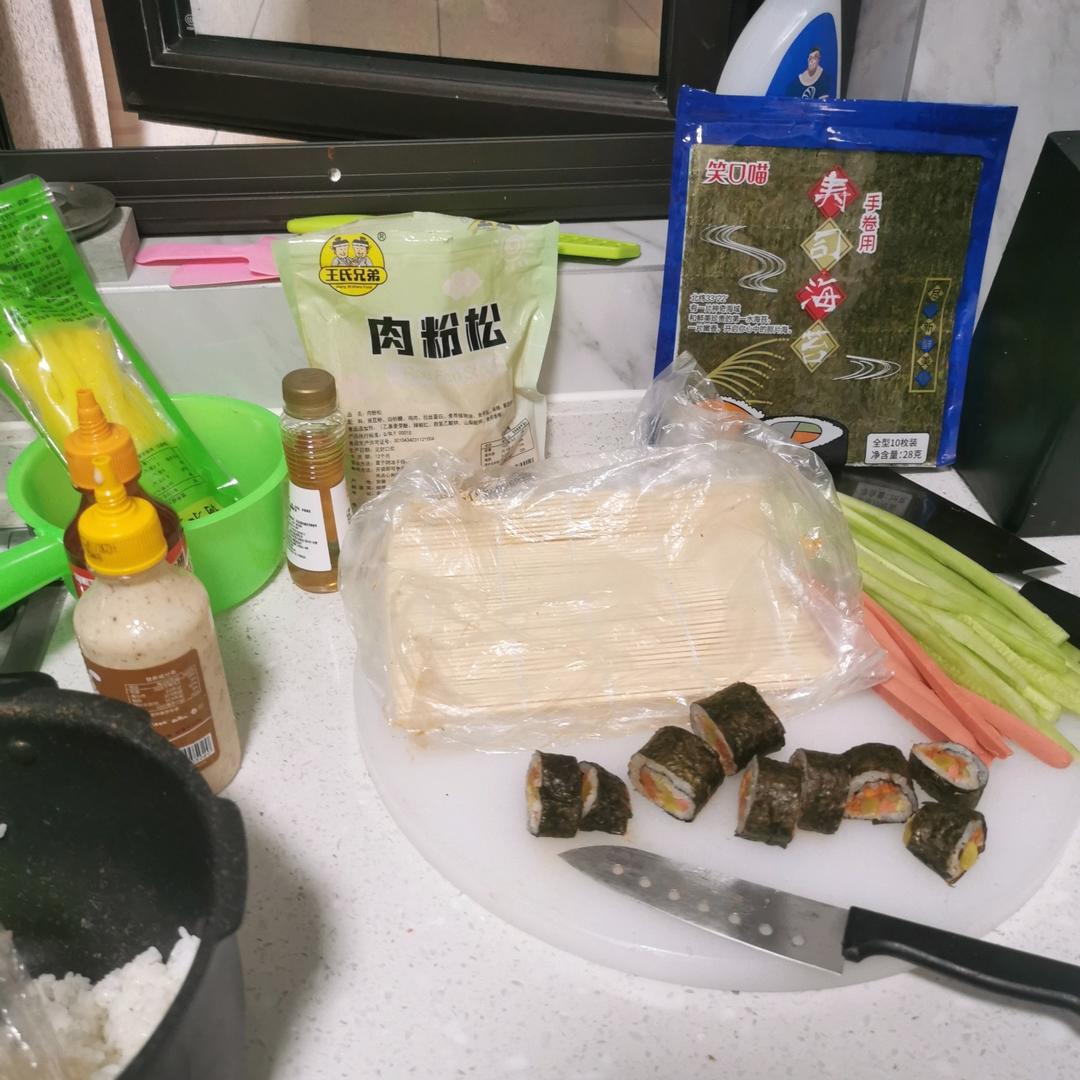 皮薄馅大超好吃，小白很容易入手的基础款寿司