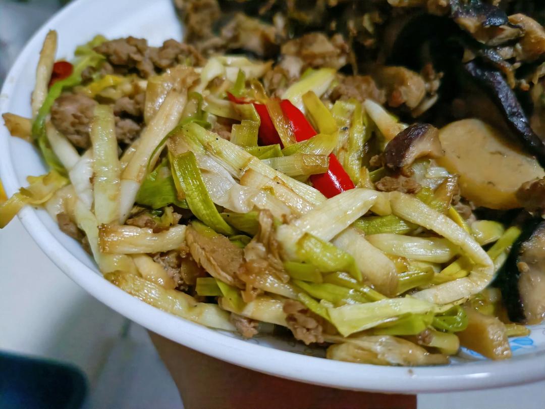 最好吃的韭黄炒肉