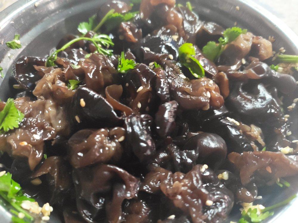 凉拌小木耳（万能酱汁）