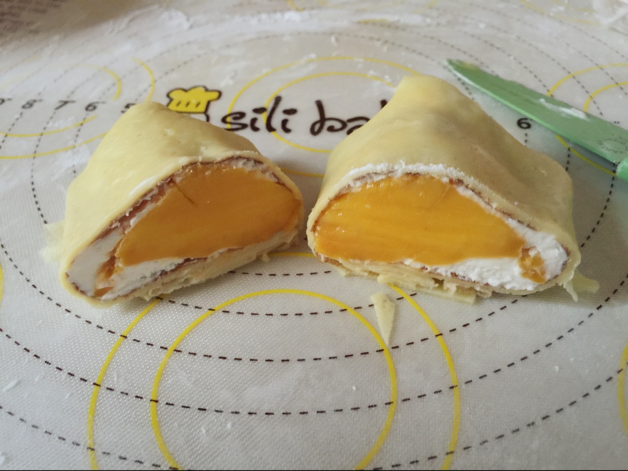 《Tinrry下午茶》教你做芒果班戟和芒果千层饼