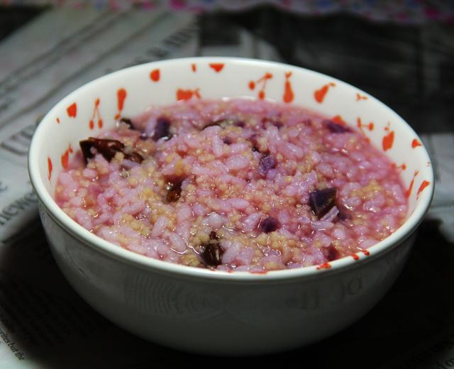 董太的私房菜--紫薯小米粥的做法