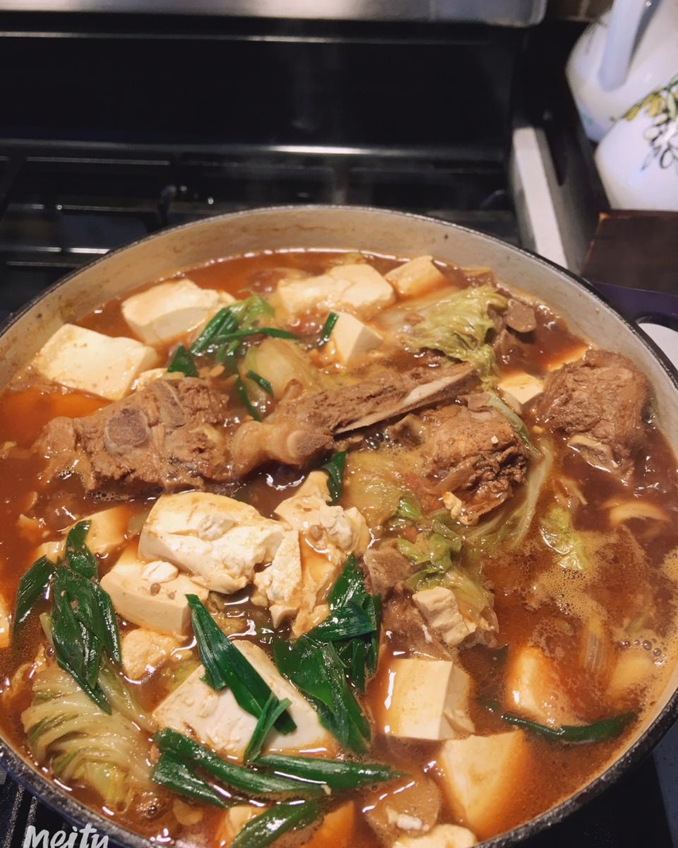 韩式大骨汤