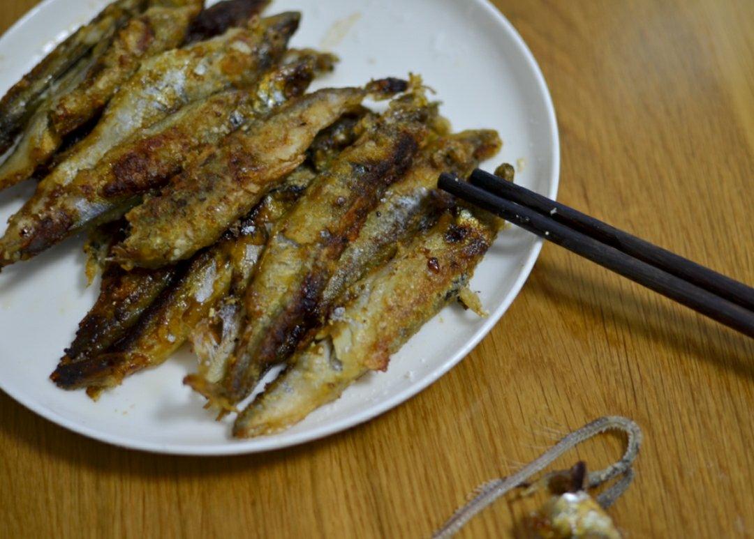 好吃到没朋友的深夜下酒小菜：避风塘多春鱼
