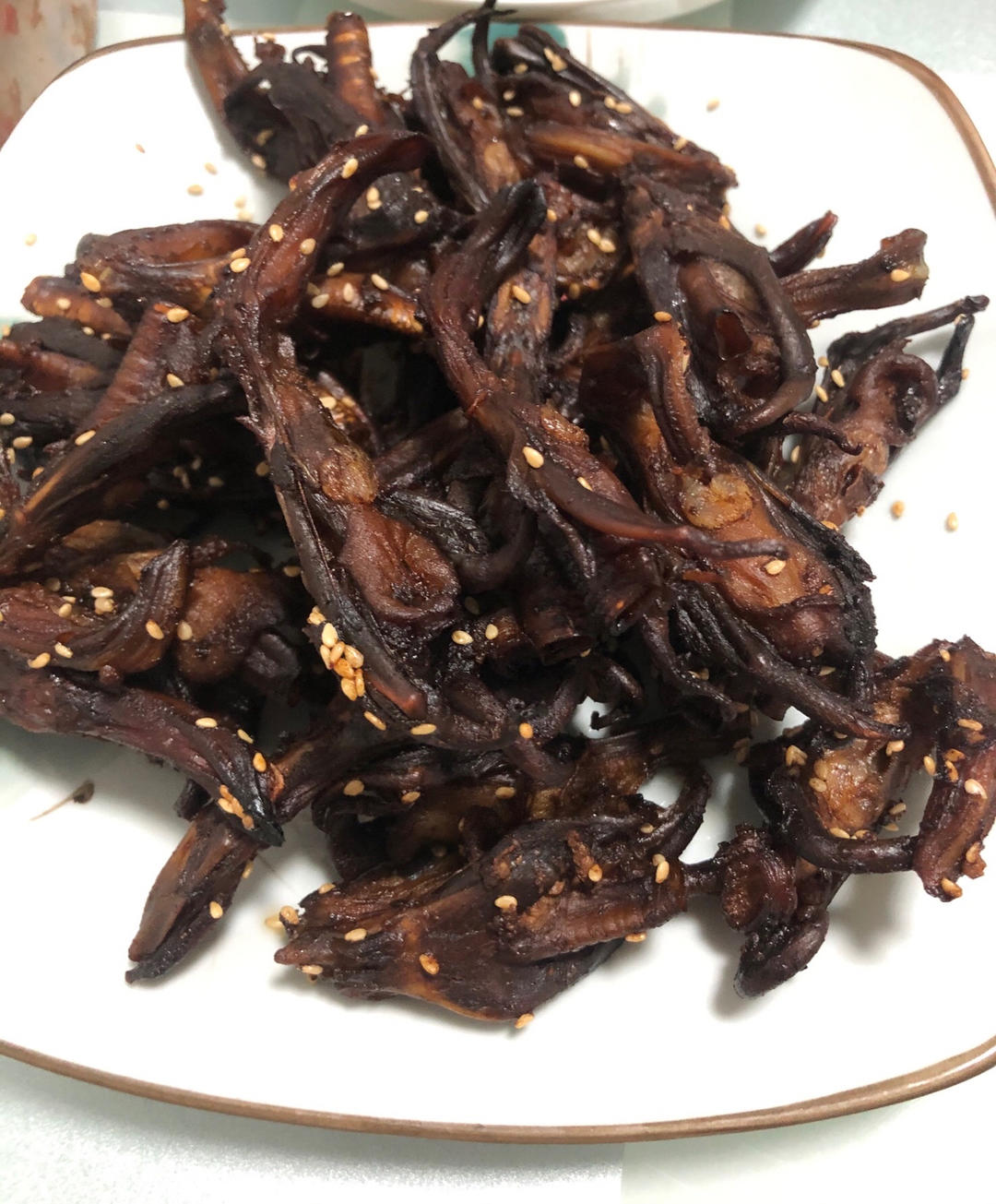 酱鸭舌
