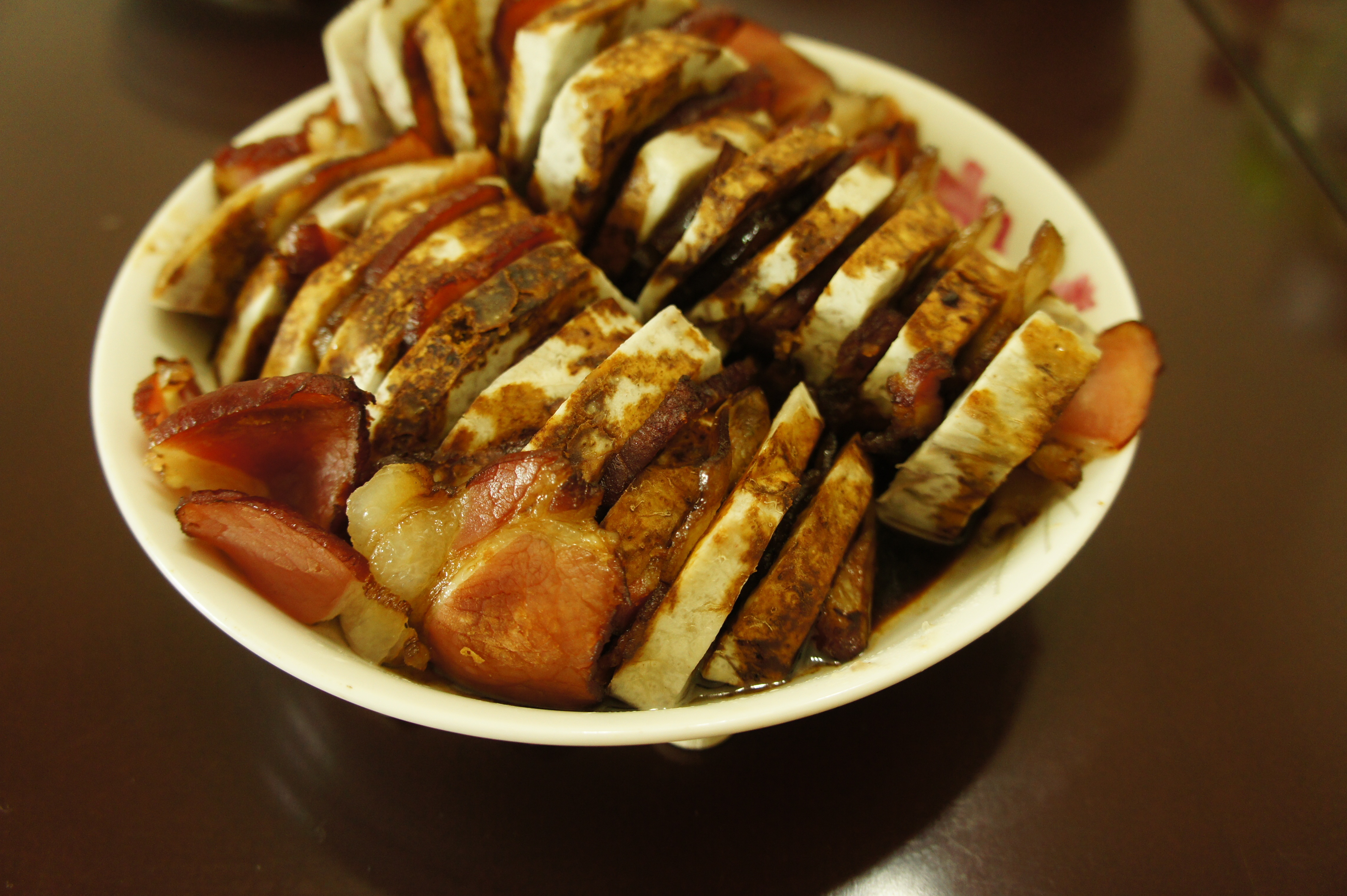 腊肉蒸香芋