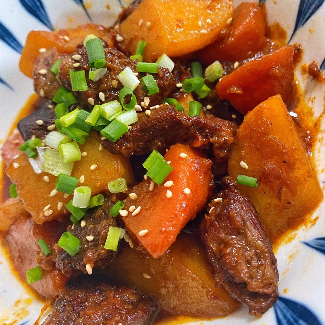 番茄土豆炖牛腩