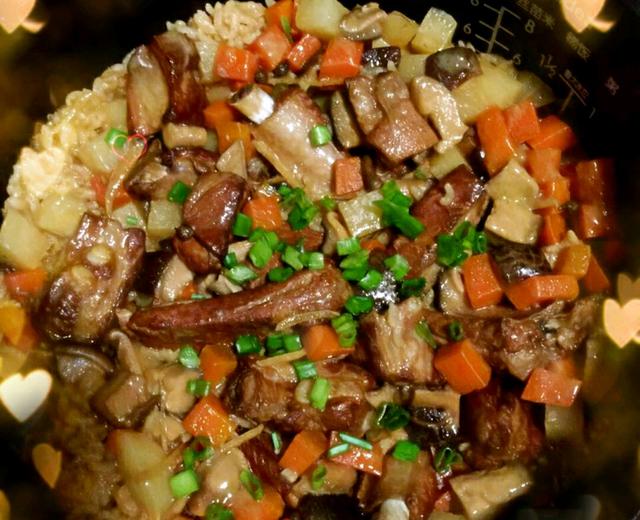 红烧排骨煲仔饭(电饭锅版)的做法