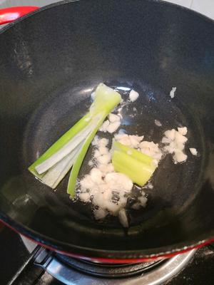 猪骨海带汤的做法 步骤4