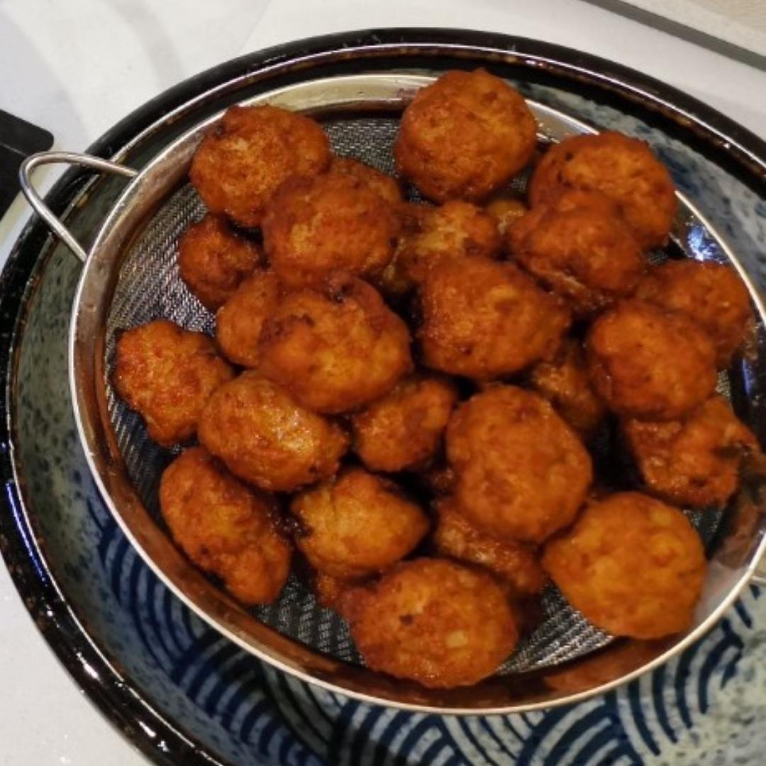 酥炸肉丸子