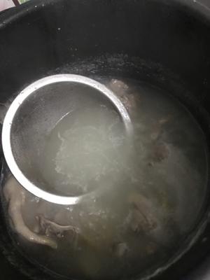 冬瓜薏米莲子冬瓜水鸭汤的做法 步骤6