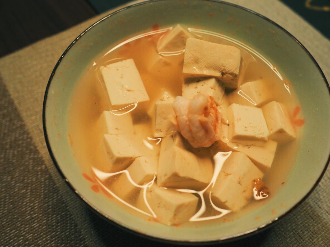 鲜虾豆腐汤