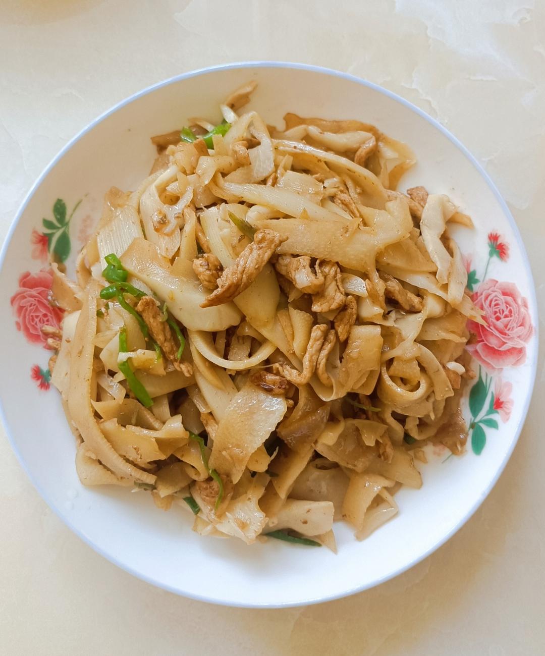 糯米笋炒肉：香辣脆嫩，江西特色❗❗